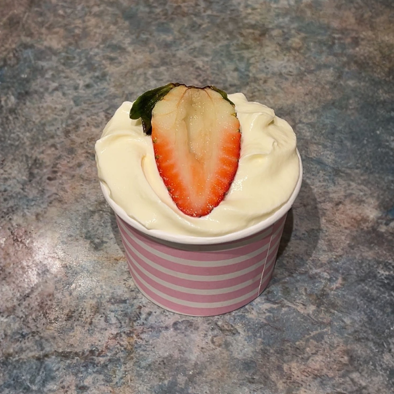 Strawberry Cheesecake Cups